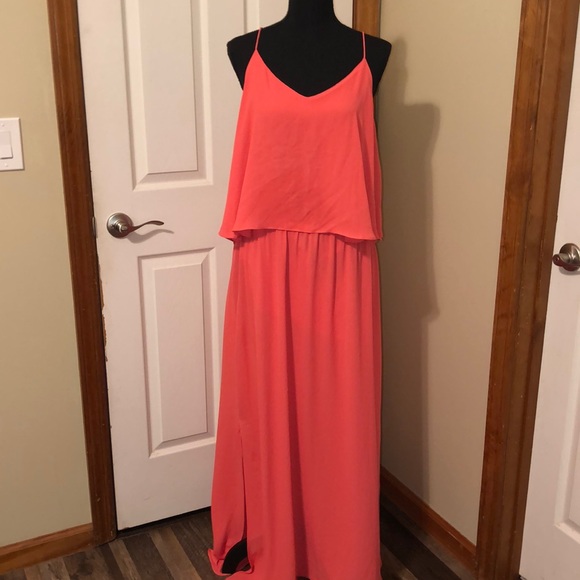 Mossimo Supply Co. Dresses & Skirts - 💜MOSSIMO maxi dress!!